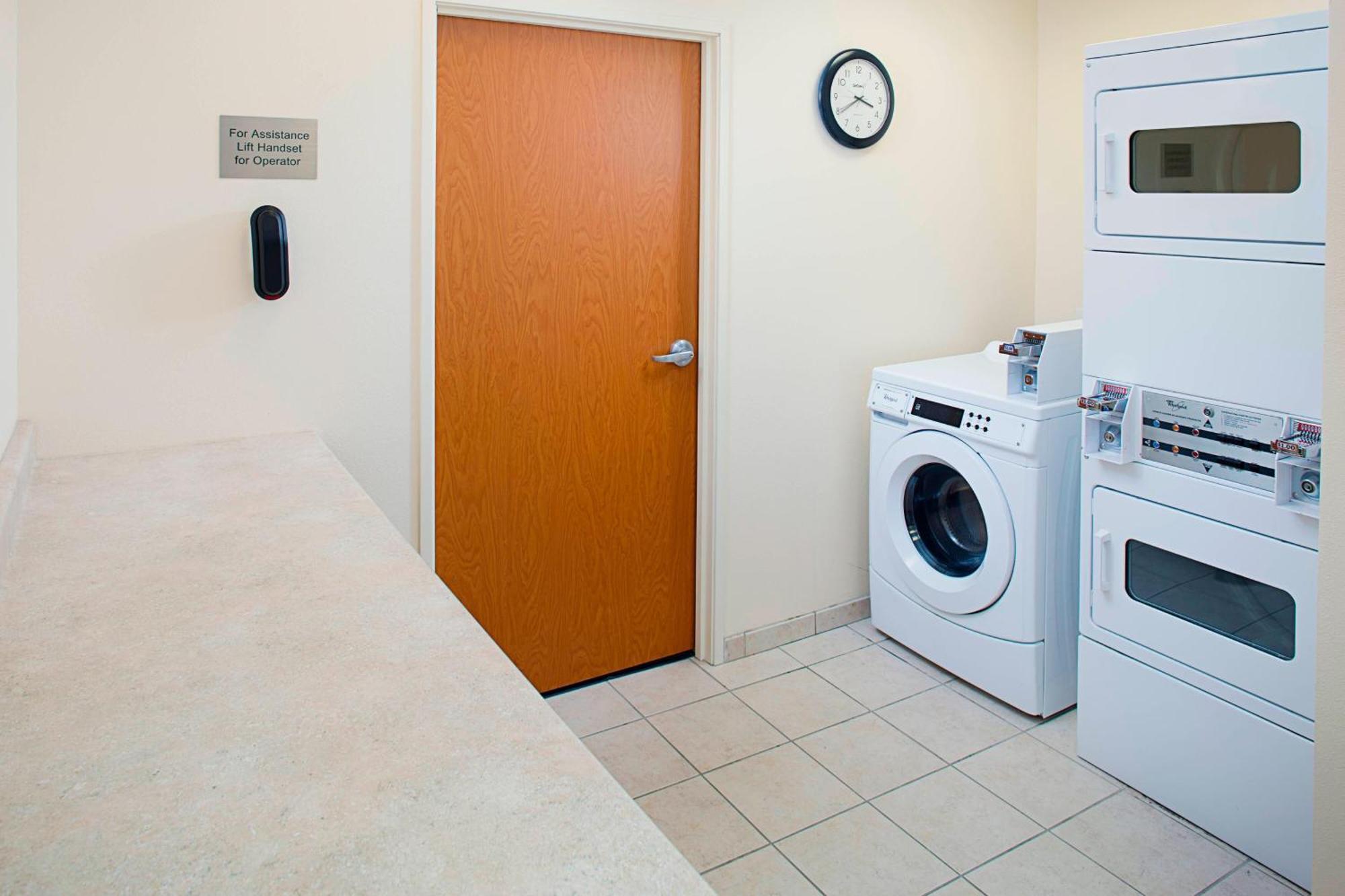 Fairfield Inn & Suites Twentynine Palms - Joshua Tree National Park Екстер'єр фото