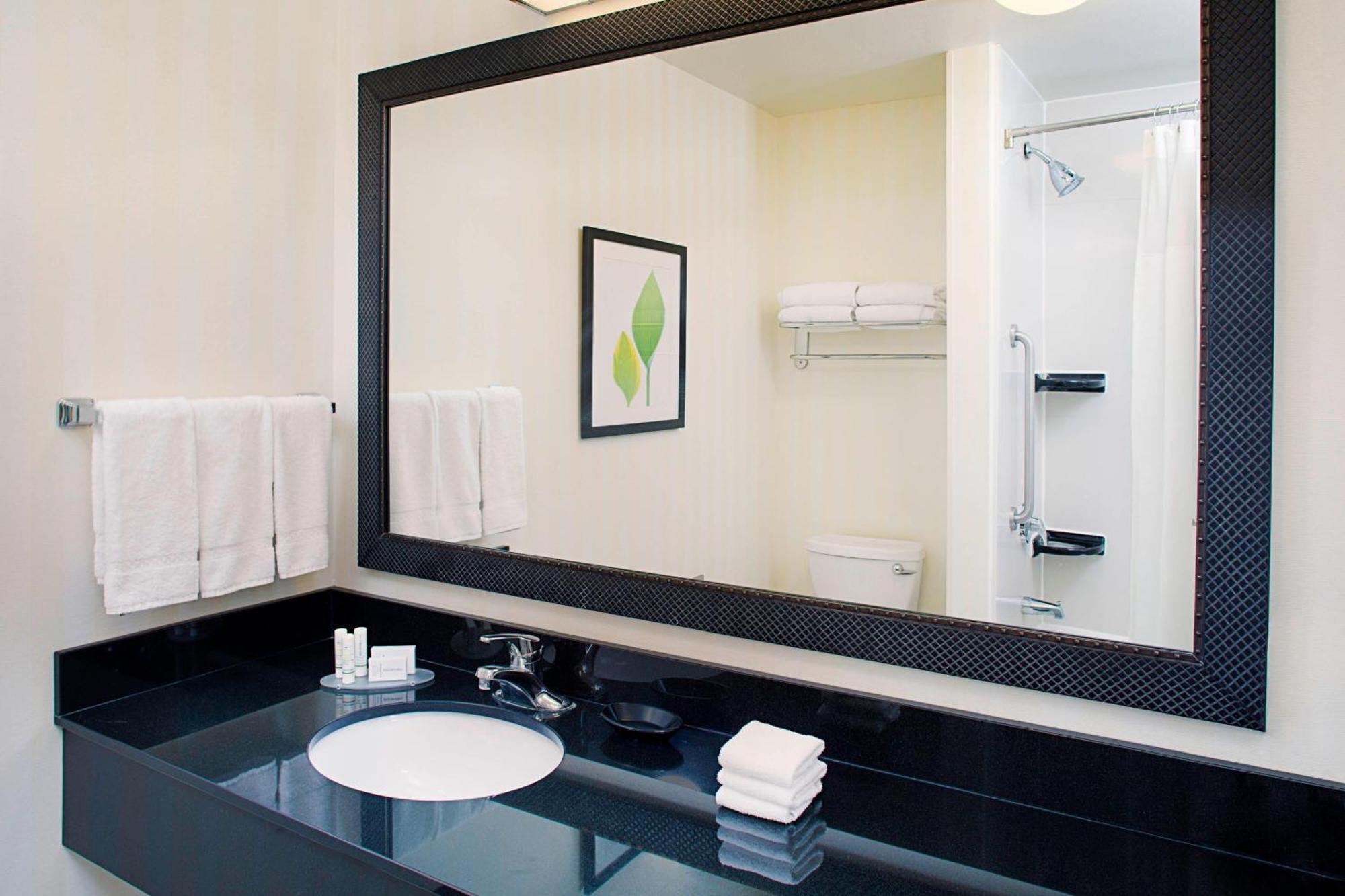 Fairfield Inn & Suites Twentynine Palms - Joshua Tree National Park Екстер'єр фото